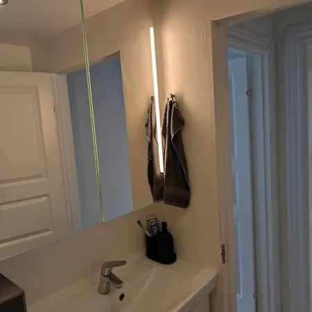 Cozy 2 Bedroom Close To Train, City, And Leilighet Fredericia