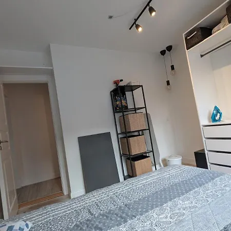 Cozy 2 Bedroom Close To Train, City, And شقة فيغيرشِه